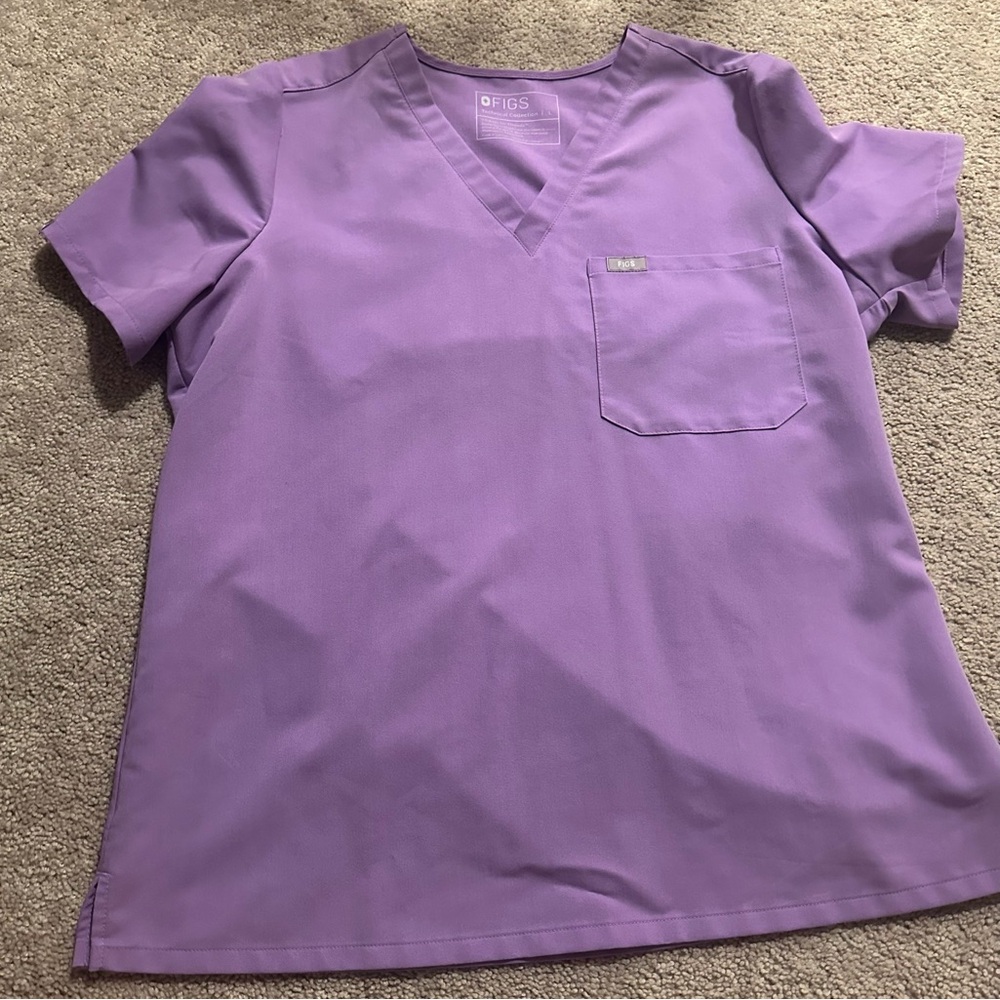 Figs Scrub Top